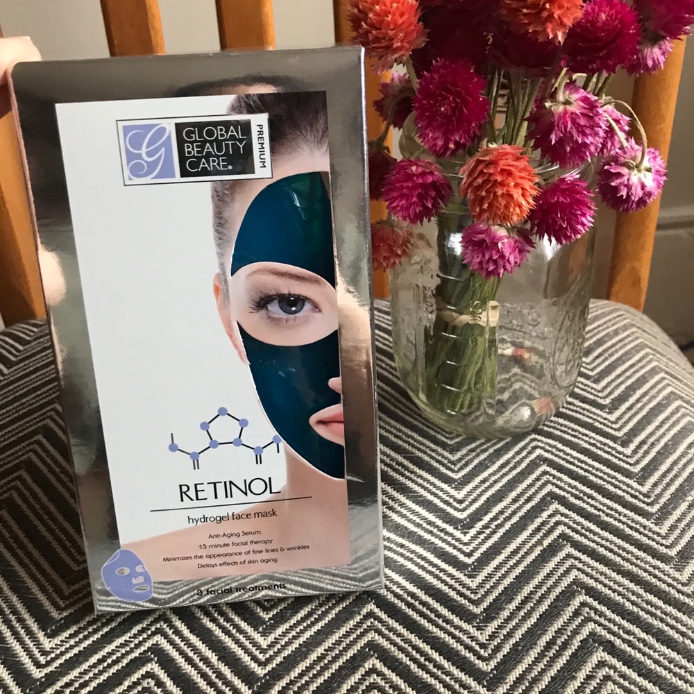 Global Beauty Care retinol hydrogel face masks